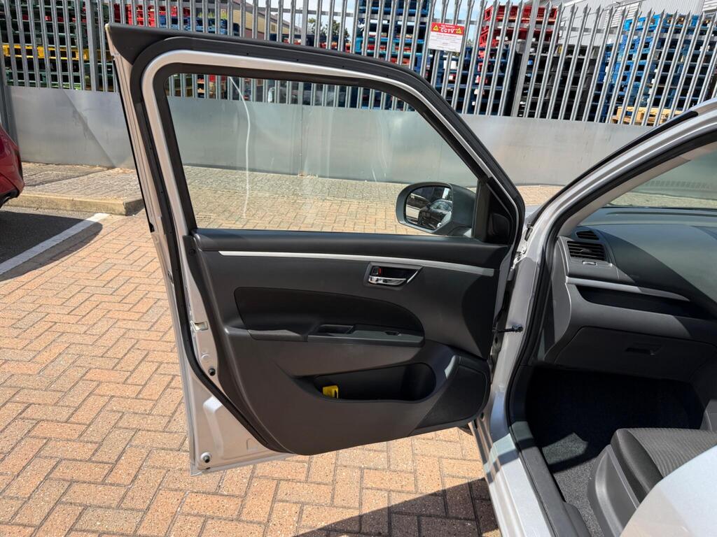 Suzuki Swift 39