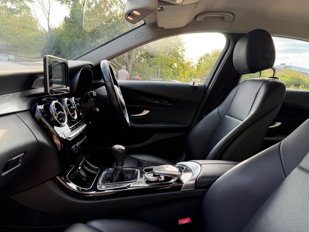 Mercedes-Benz C Class 54