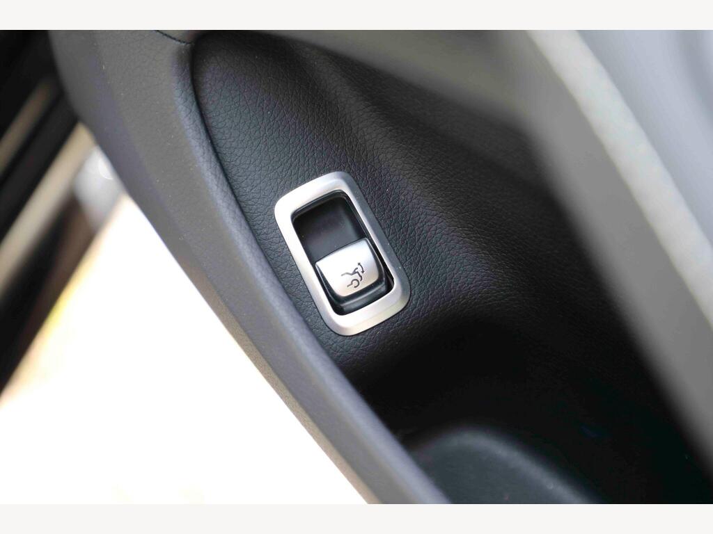 Mercedes-Benz S Class 68