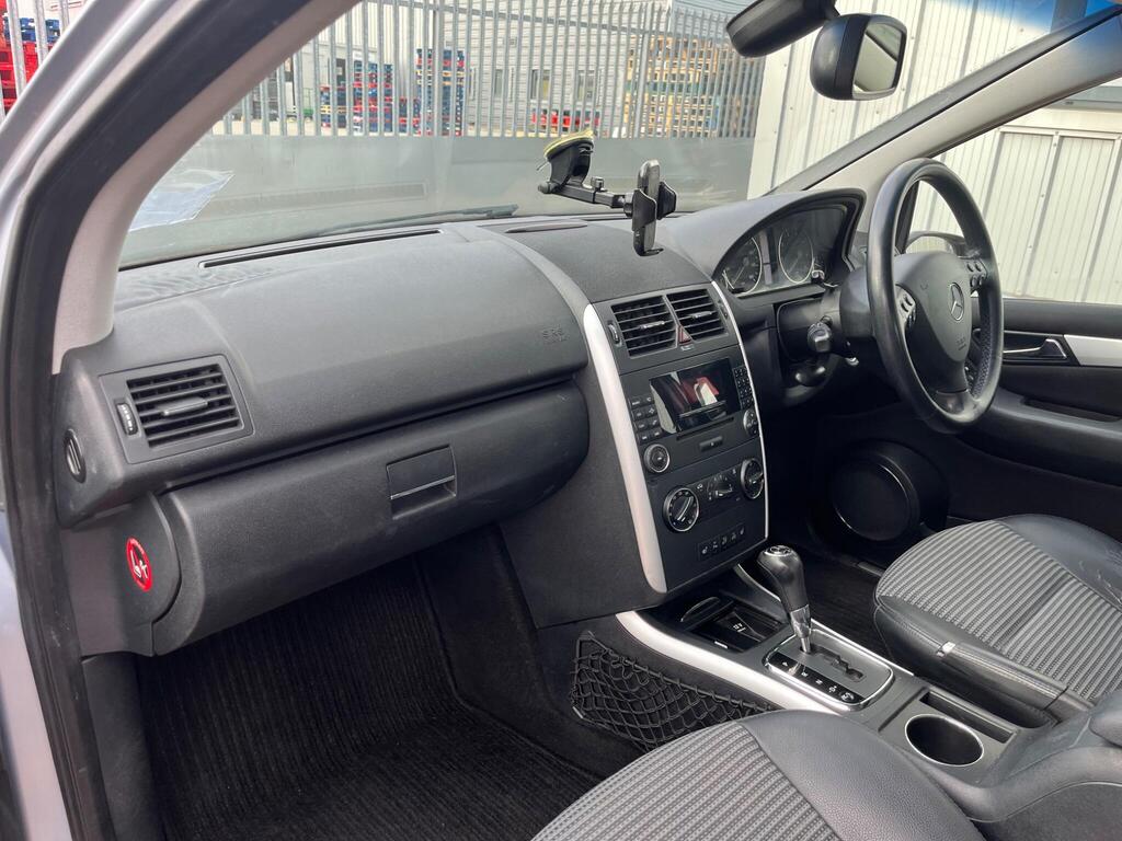 Mercedes-Benz A Class 16