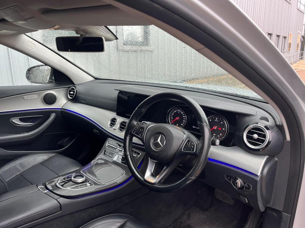 Mercedes-Benz E Class 28
