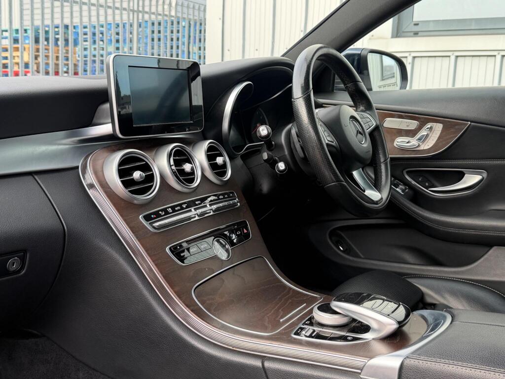 Mercedes-Benz C Class 21