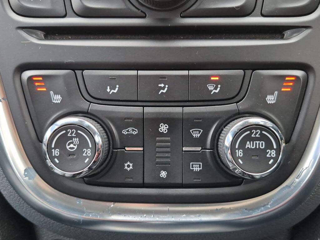 Vauxhall Mokka 30