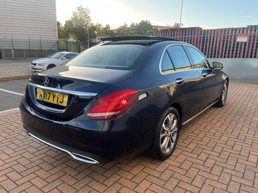 Mercedes-Benz C Class 18