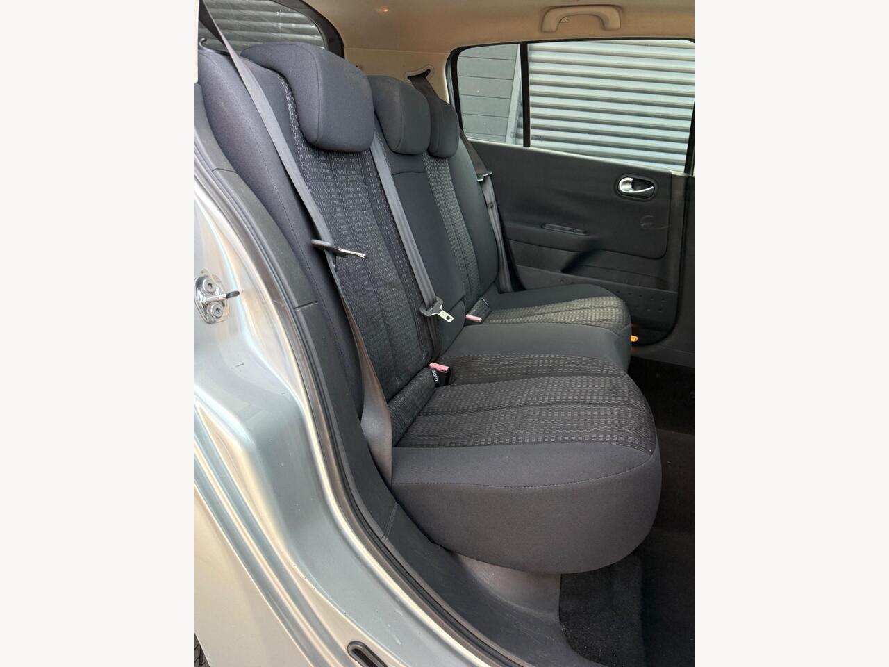 2007 Renault Megane 1.6 VVT Dynamique 5dr