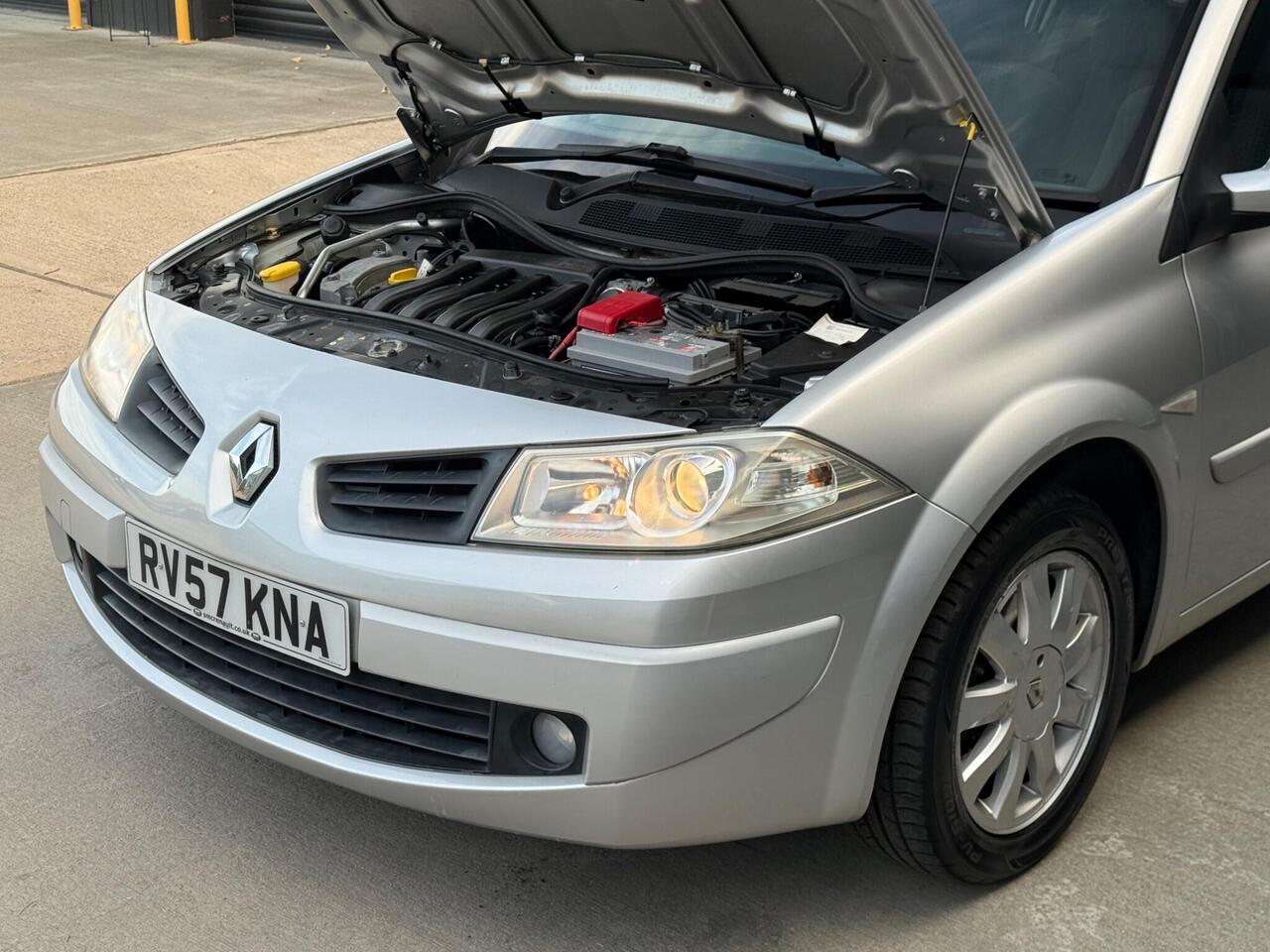 2007 Renault Megane 1.6 VVT Dynamique 5dr