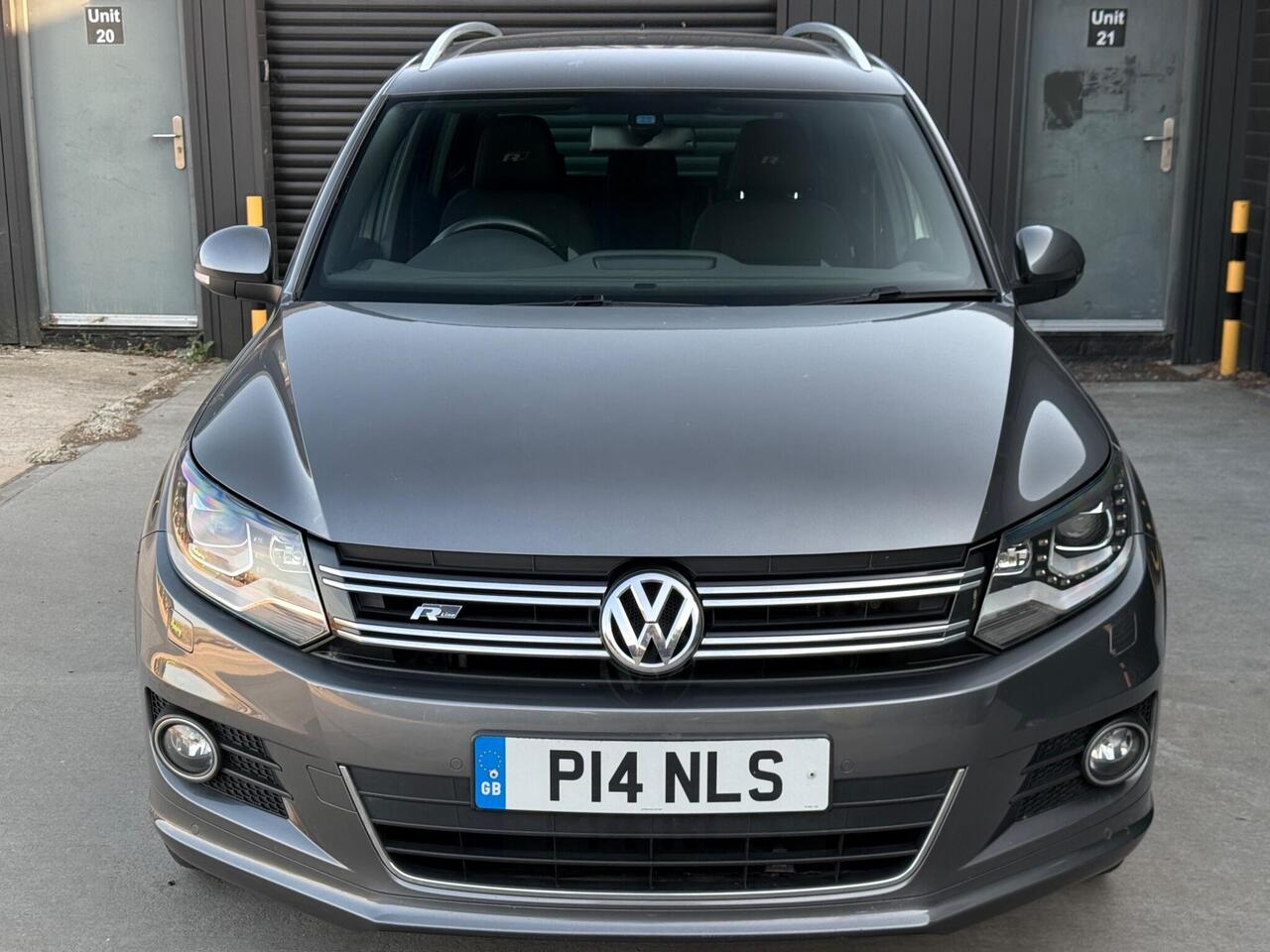 2014 Volkswagen Tiguan 2.0 TDI BlueMotion Tech R-Line DSG 4WD Euro 5 (s/s) 5dr (Nav)