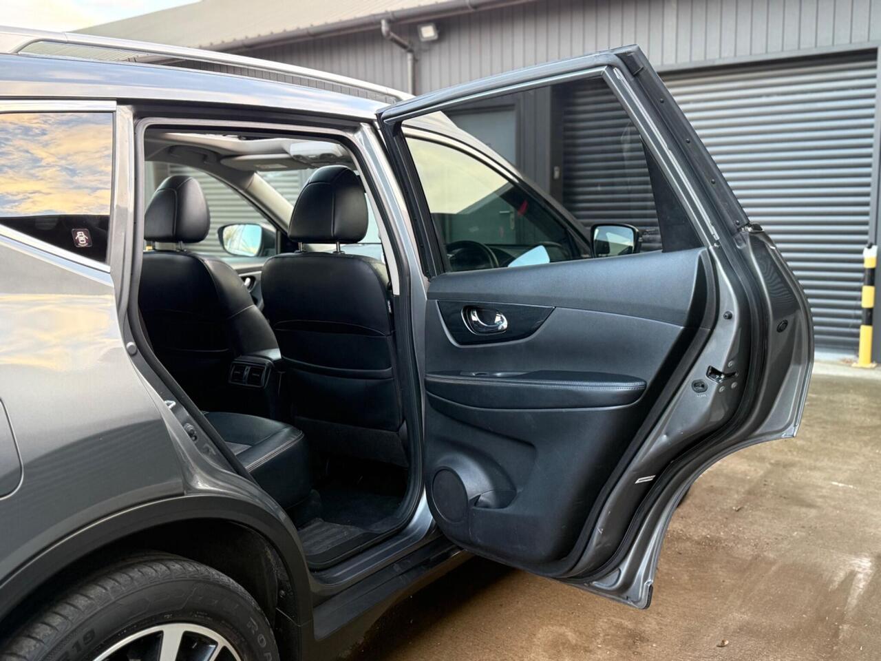 2015 Nissan X-Trail 1.6 dCi Tekna Euro 6 (s/s) 5dr
