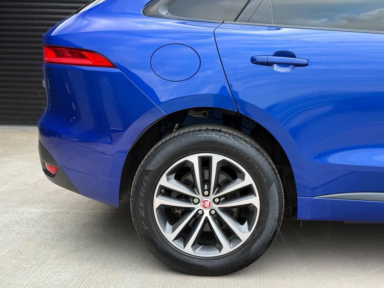 2018 Jaguar F-PACE 2.0 P250i R-Sport Auto AWD Euro 6 (s/s) 5dr