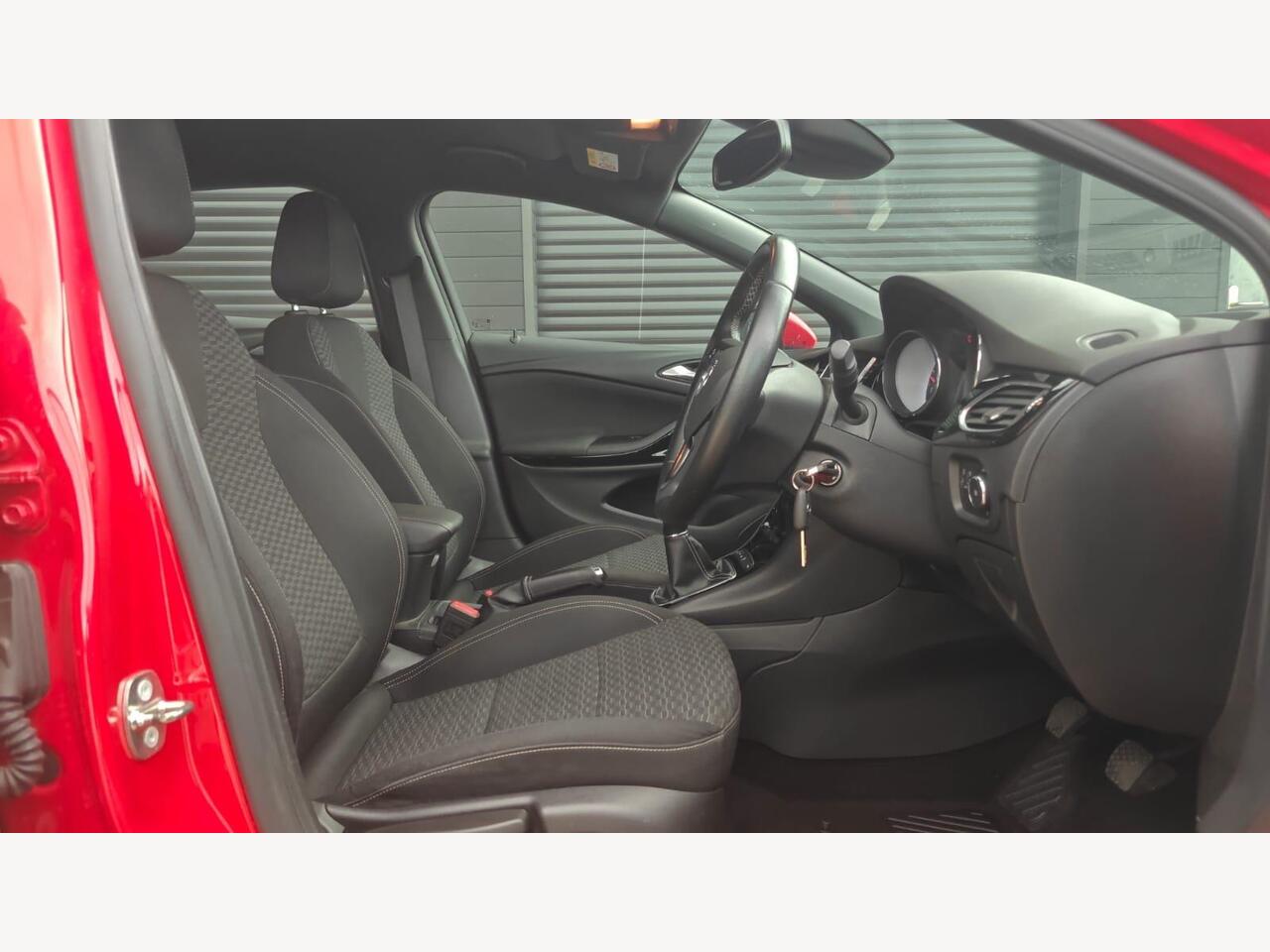 2018 Vauxhall Astra 1.6 CDTi BlueInjection SRi VX Line Euro 6 (s/s) 5dr