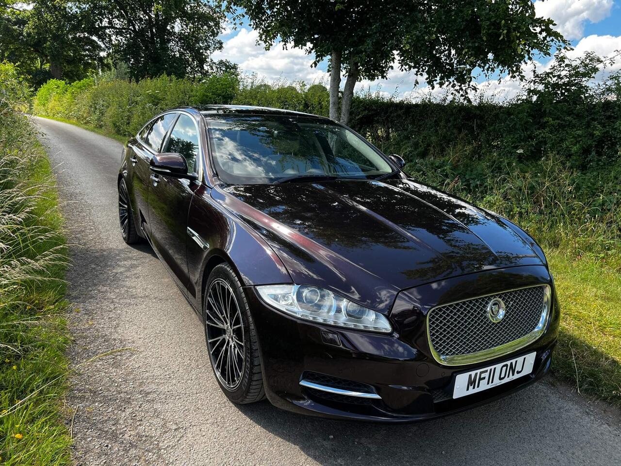 Jaguar XJ