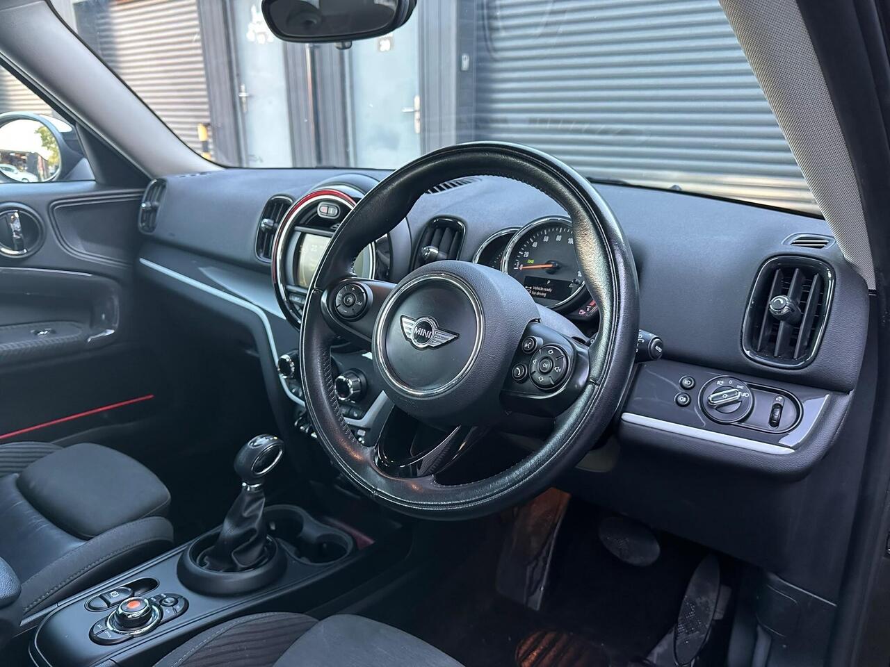 2017 MINI Countryman 1.5 7.6kWh Cooper SE Auto ALL4 Euro 6 (s/s) 5dr