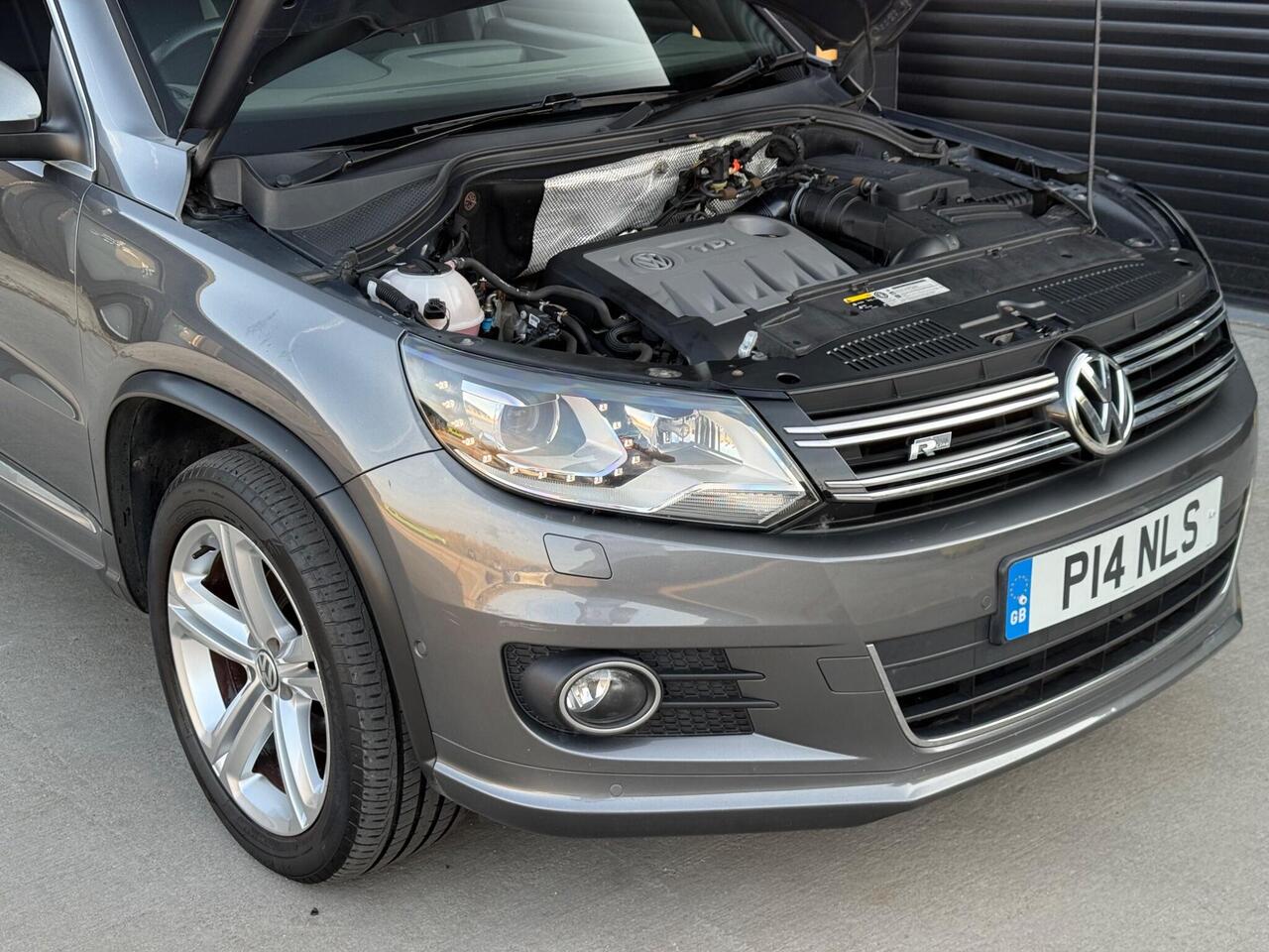 2014 Volkswagen Tiguan 2.0 TDI BlueMotion Tech R-Line DSG 4WD Euro 5 (s/s) 5dr (Nav)