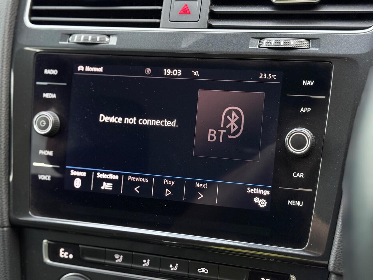 2019 Volkswagen e-Golf 35.8kWh e-Golf Auto 5dr