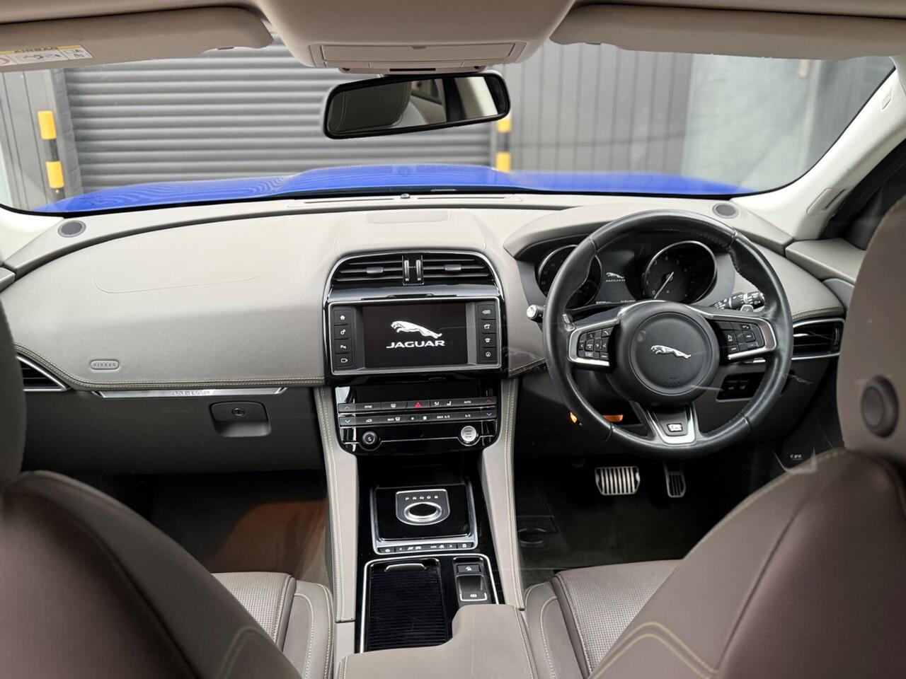 2018 Jaguar F-PACE 2.0 P250i R-Sport Auto AWD Euro 6 (s/s) 5dr