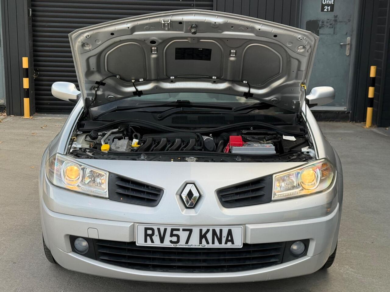 2007 Renault Megane 1.6 VVT Dynamique 5dr