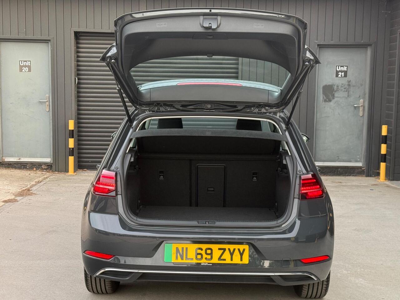2019 Volkswagen e-Golf 35.8kWh e-Golf Auto 5dr