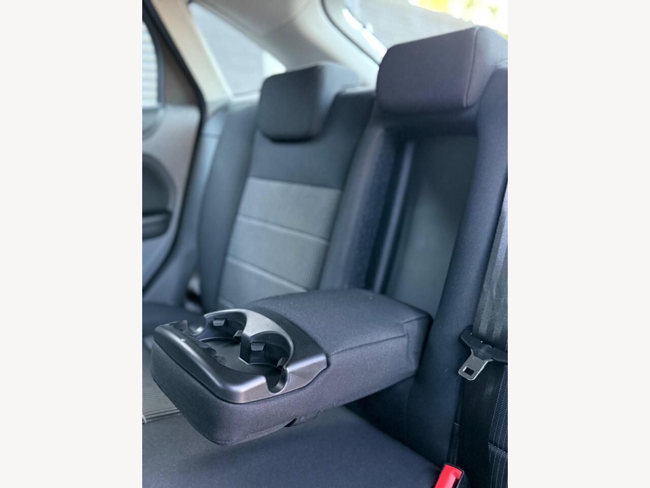 2010 Ford Focus 2.0 TDCi DPF Titanium Powershift 5dr