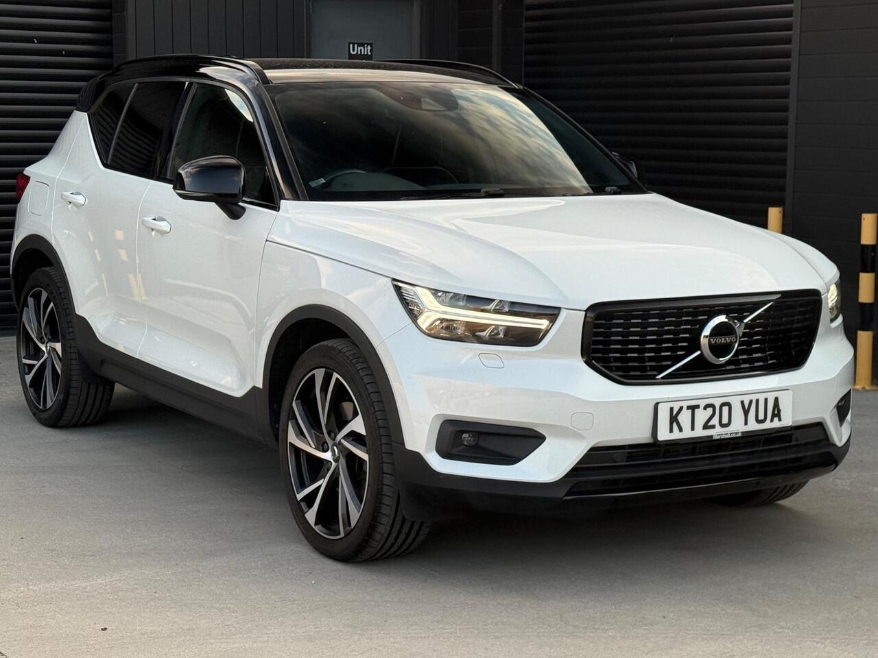 2020 Volvo XC40 2.0 T4 R-Design Pro Auto Euro 6 (s/s) 5dr