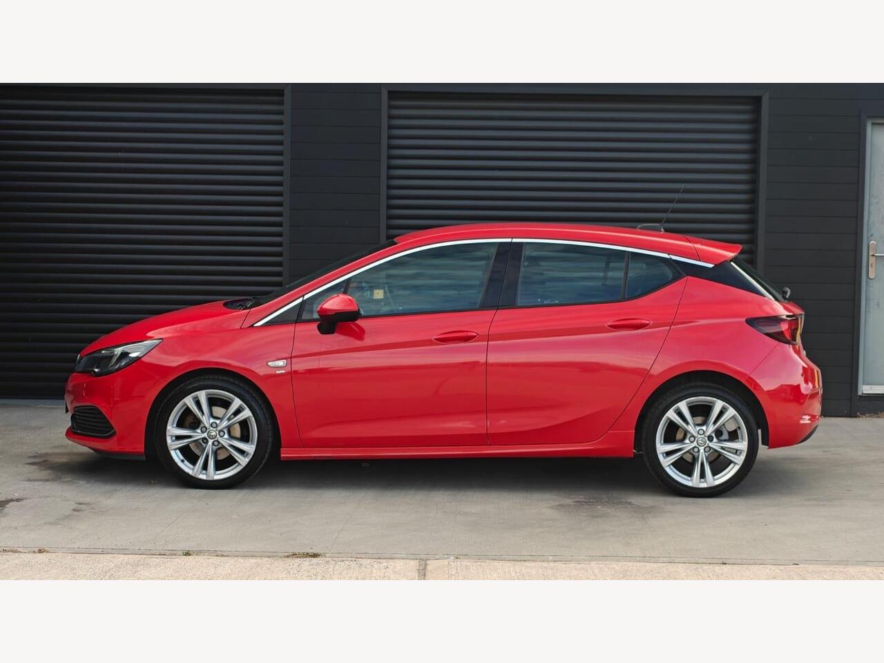 2018 Vauxhall Astra 1.6 CDTi BlueInjection SRi VX Line Euro 6 (s/s) 5dr