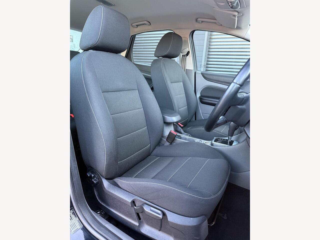 2010 Ford Focus 2.0 TDCi DPF Titanium Powershift 5dr