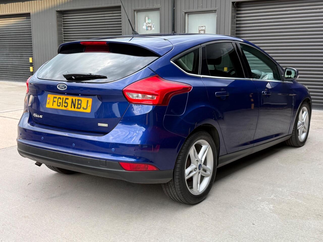2015 Ford Focus 1.0T EcoBoost Zetec Euro 6 (s/s) 5dr