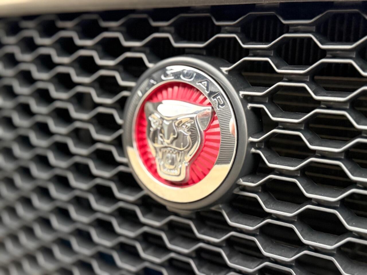 2018 Jaguar F-PACE 2.0 P250i R-Sport Auto AWD Euro 6 (s/s) 5dr