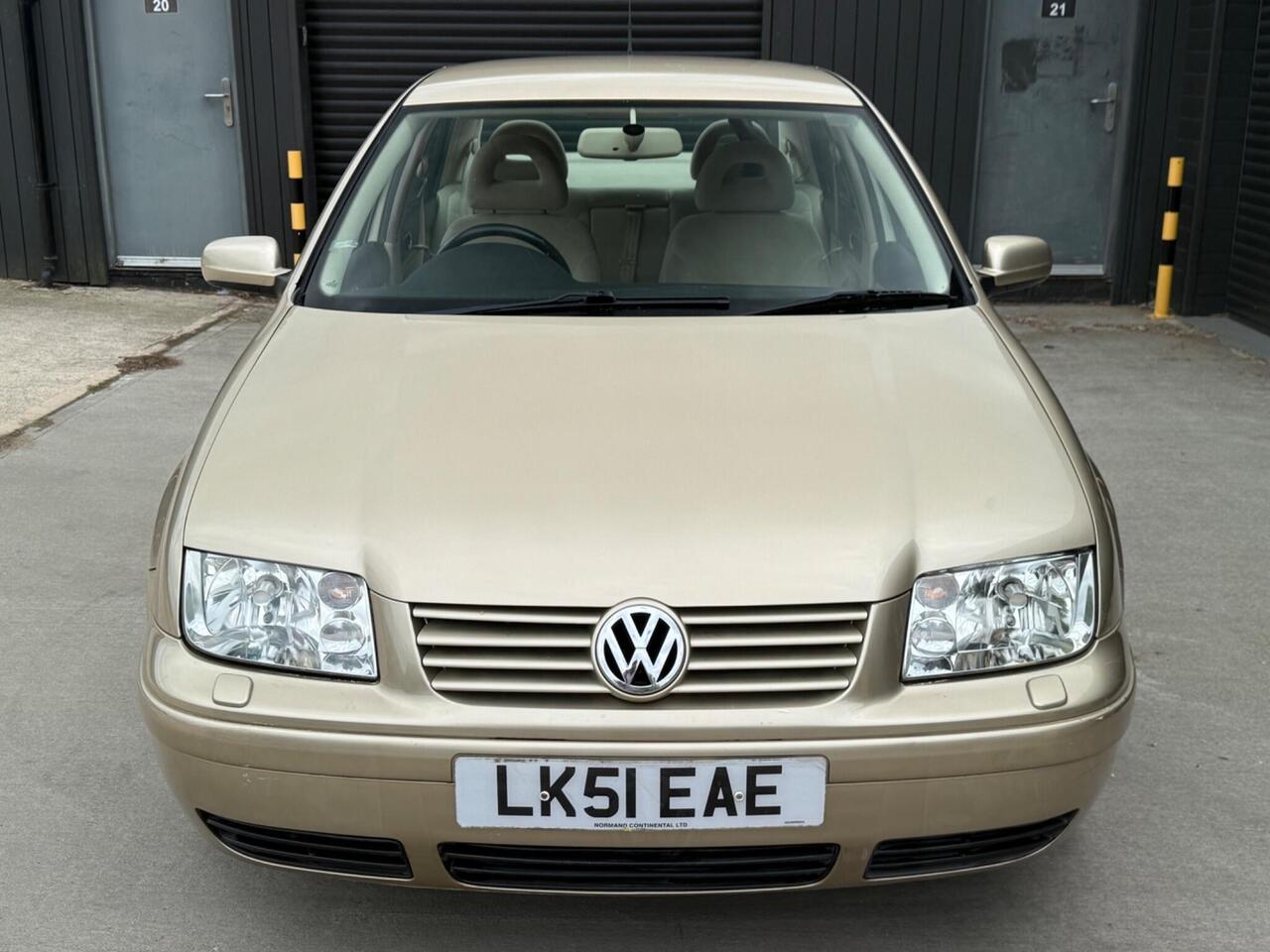 2001 Volkswagen Bora 1.6 SE 4dr