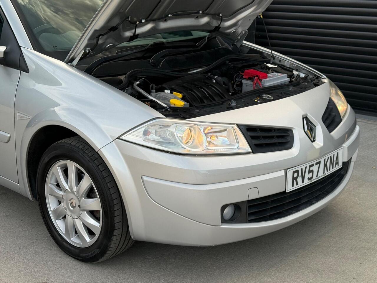 2007 Renault Megane 1.6 VVT Dynamique 5dr