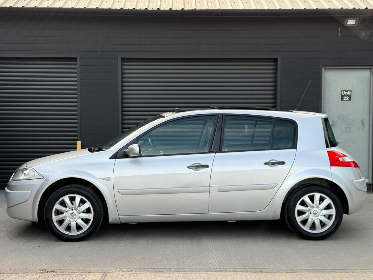 2007 Renault Megane 1.6 VVT Dynamique 5dr