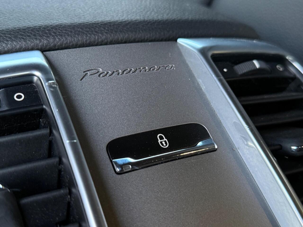 2012 Porsche Panamera 3.0D V6 TiptronicS Euro 5 5dr