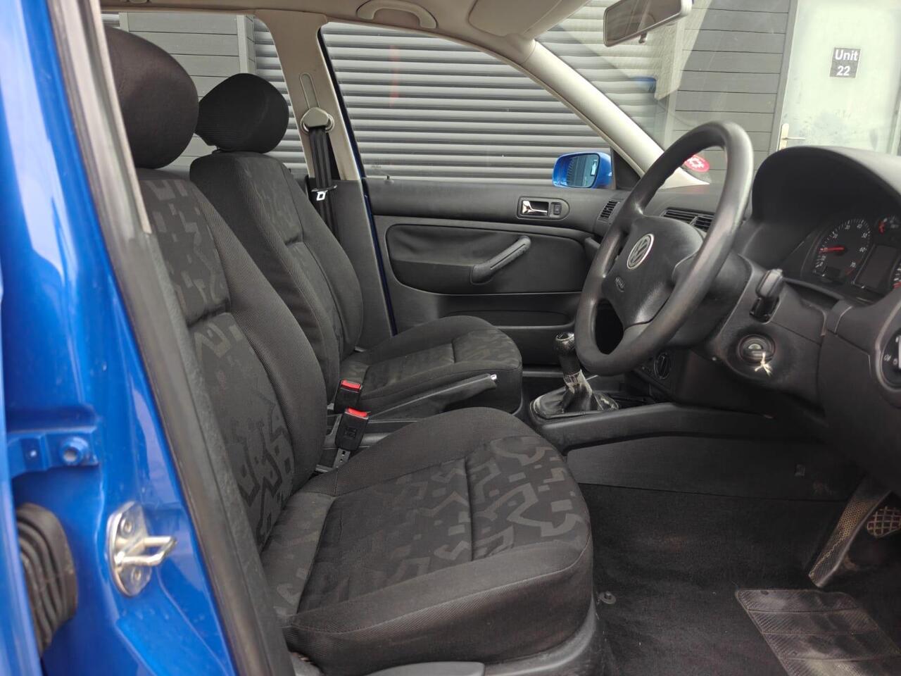 2000 Volkswagen Golf 1.6 S 5dr