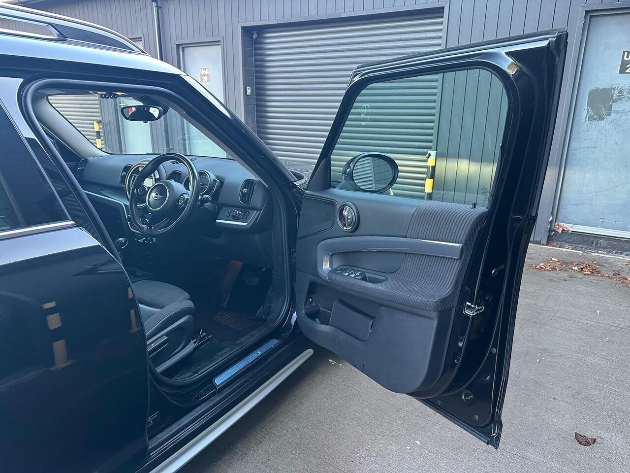 2017 MINI Countryman 1.5 7.6kWh Cooper SE Auto ALL4 Euro 6 (s/s) 5dr