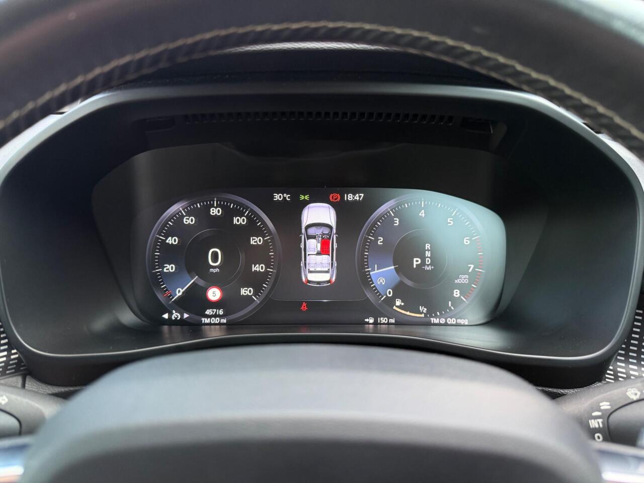2020 Volvo XC40 2.0 T4 R-Design Pro Auto Euro 6 (s/s) 5dr