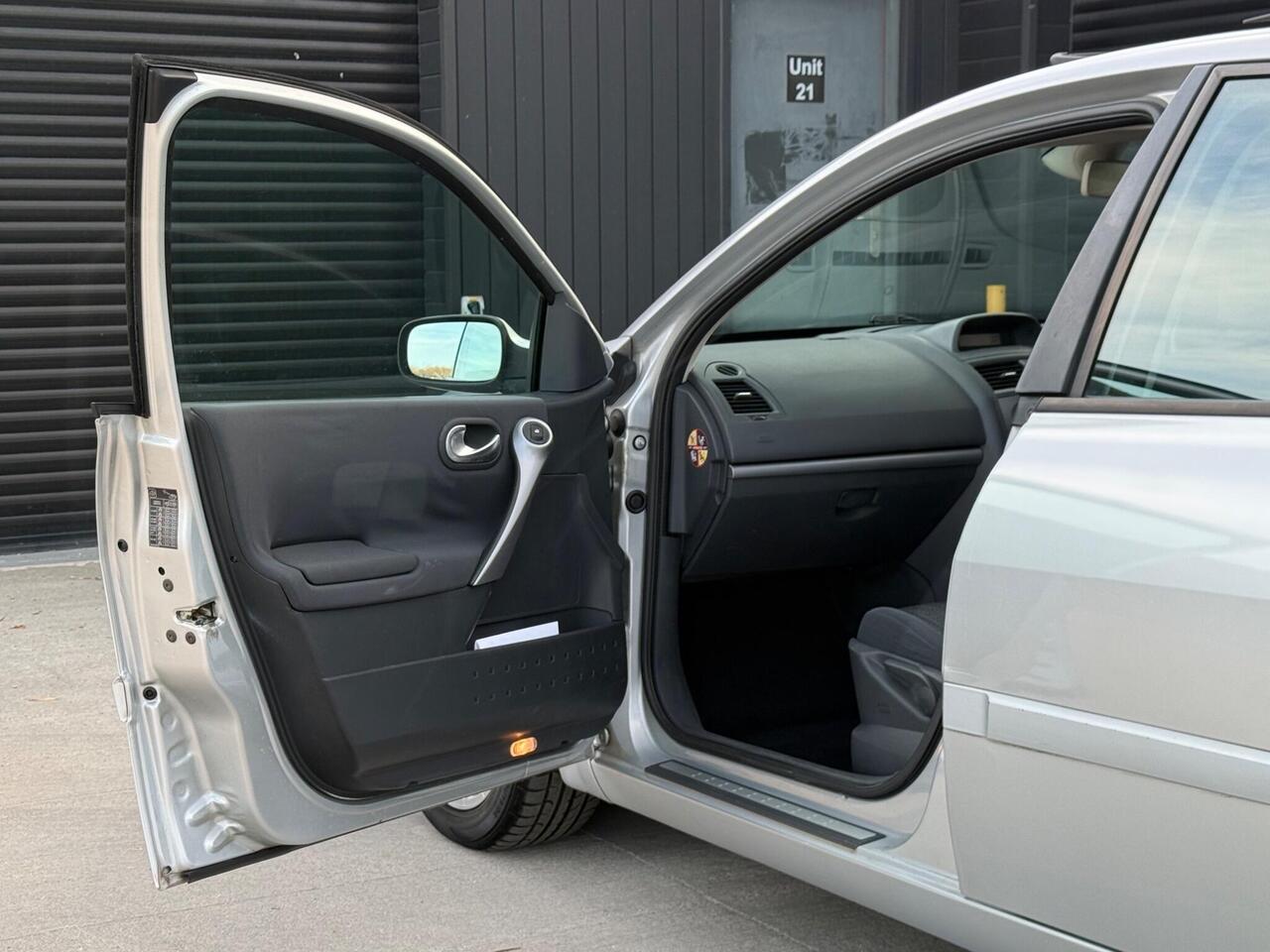 2007 Renault Megane 1.6 VVT Dynamique 5dr