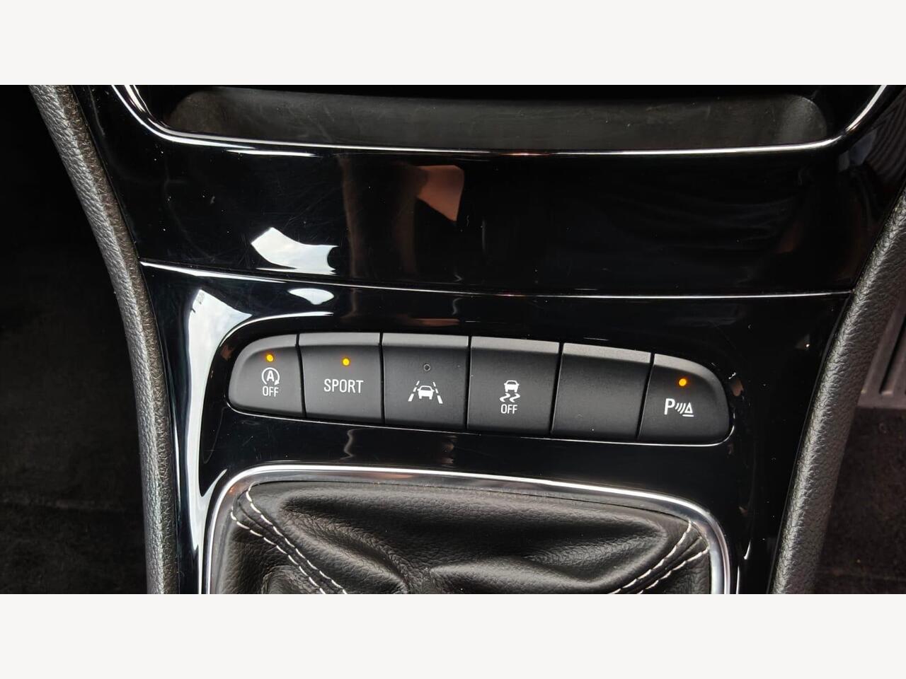 2018 Vauxhall Astra 1.6 CDTi BlueInjection SRi VX Line Euro 6 (s/s) 5dr