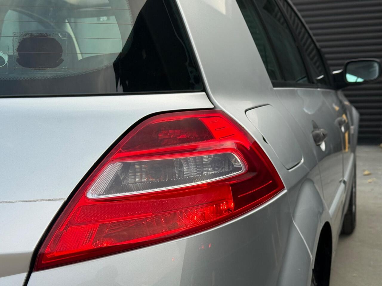 2007 Renault Megane 1.6 VVT Dynamique 5dr