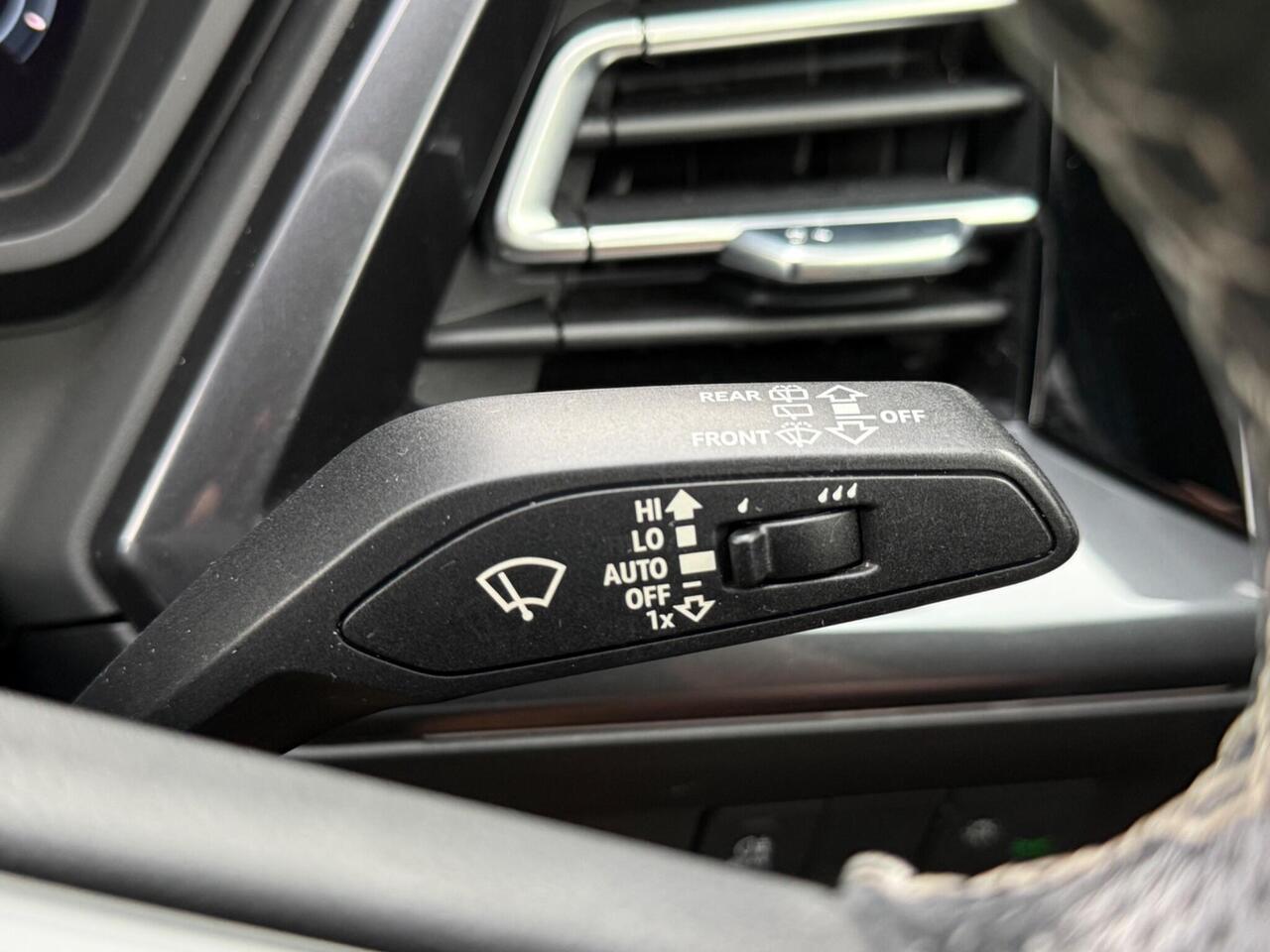 2021 Audi Q4 e-tron 40 S line Auto 5dr 82kWh