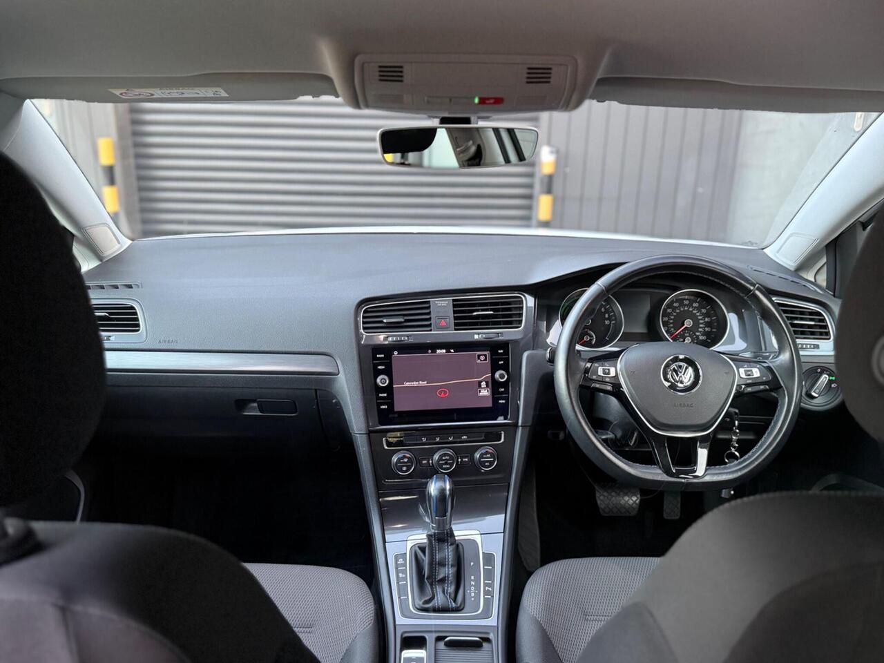 2019 Volkswagen e-Golf 35.8kWh e-Golf Auto 5dr