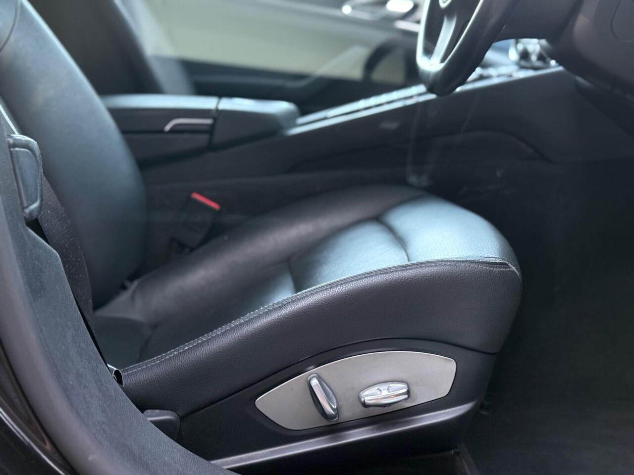 2012 Porsche Panamera 3.0D V6 TiptronicS Euro 5 5dr