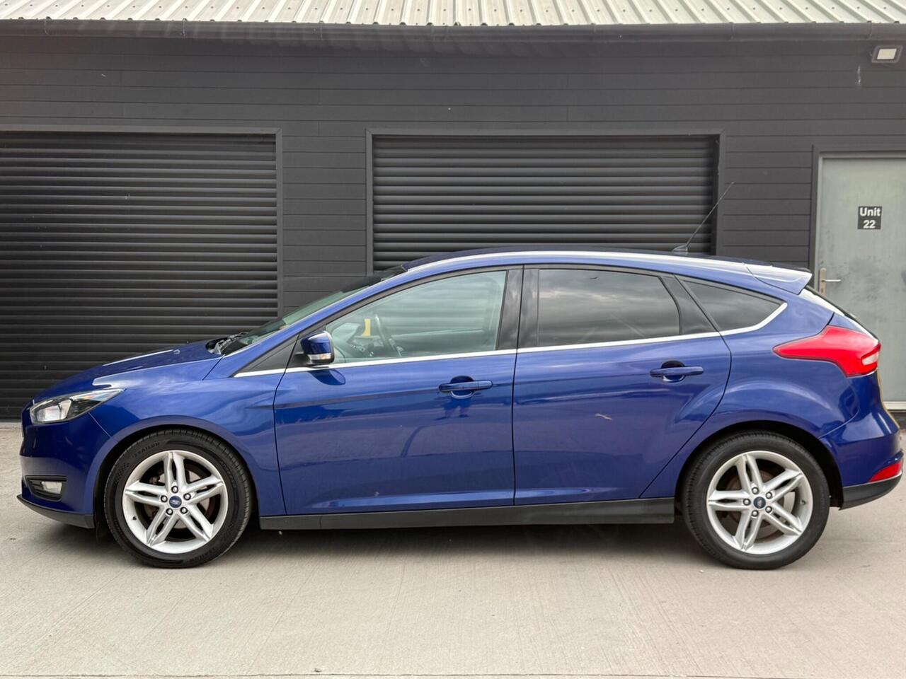 2015 Ford Focus 1.0T EcoBoost Zetec Euro 6 (s/s) 5dr