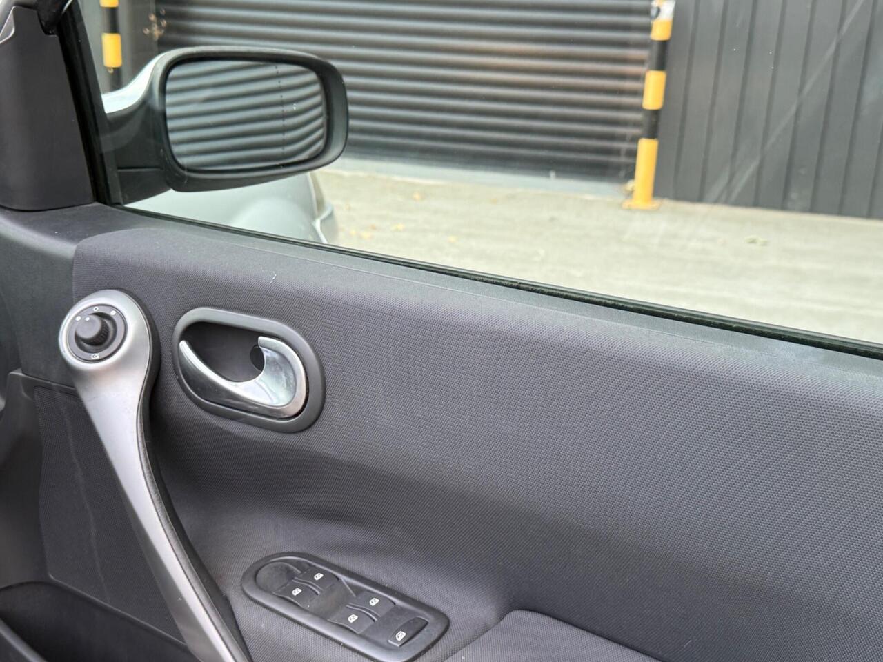 2007 Renault Megane 1.6 VVT Dynamique 5dr