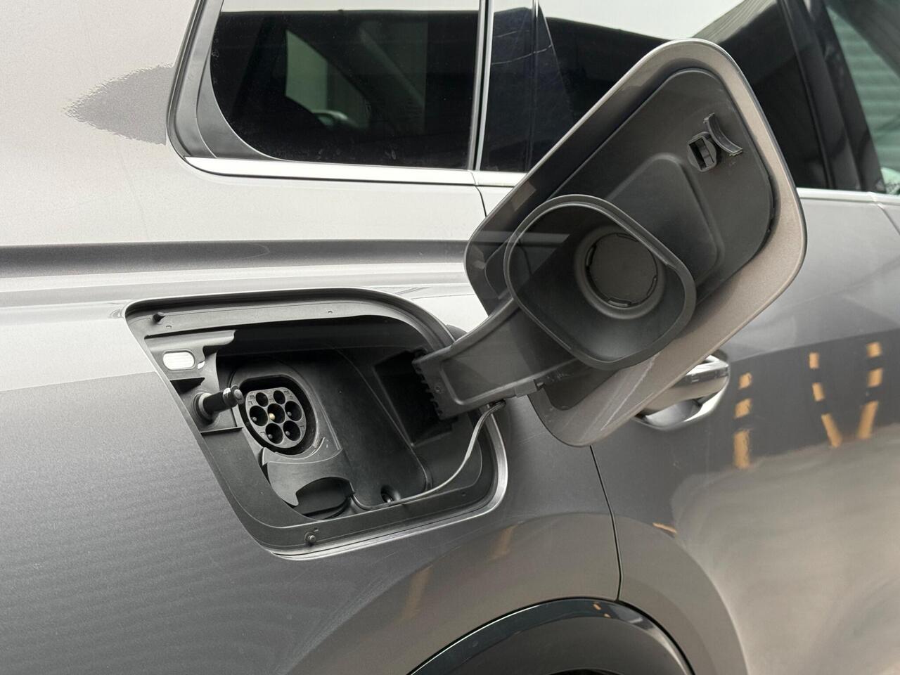 2021 Audi Q4 e-tron 40 S line Auto 5dr 82kWh