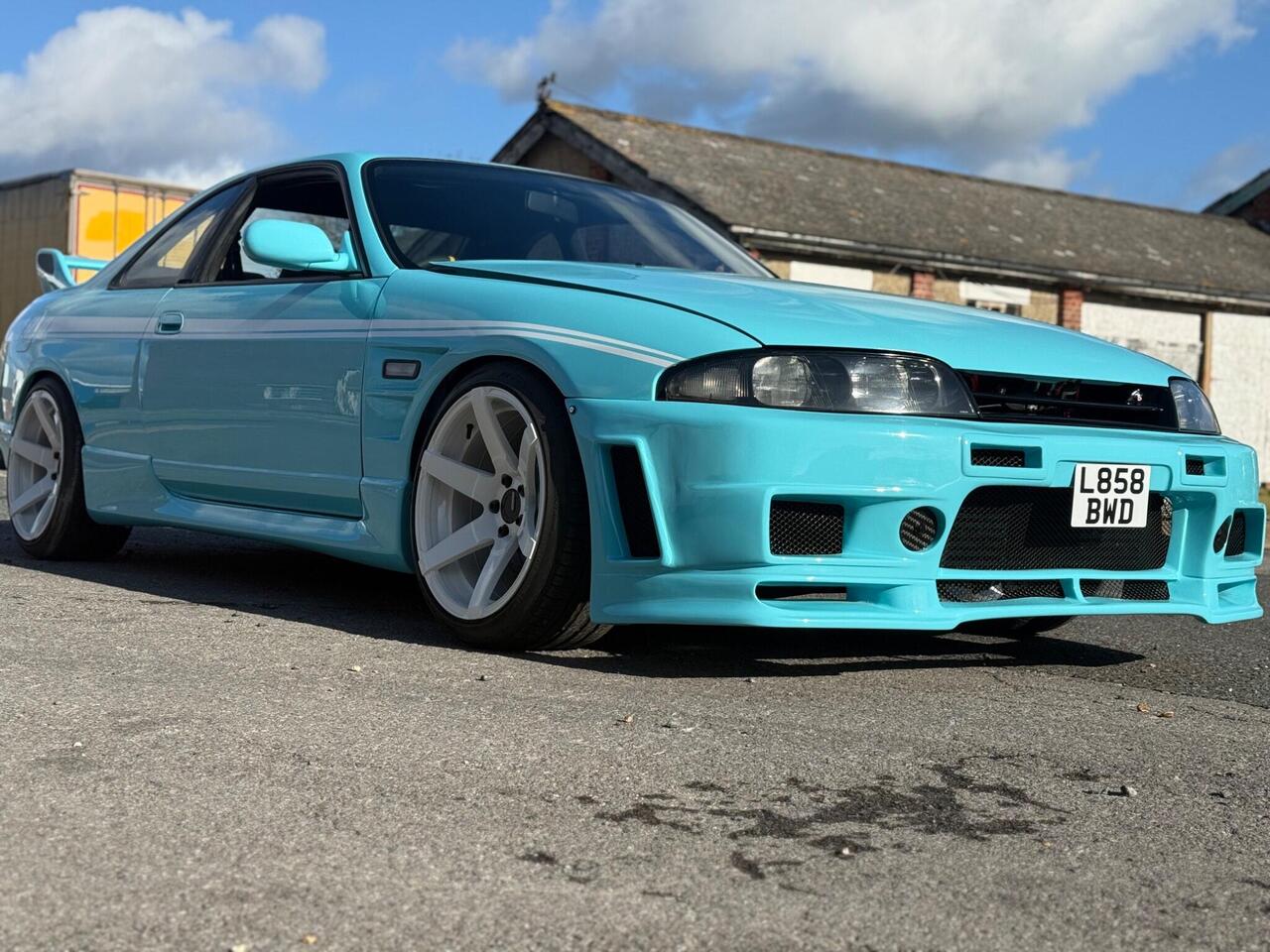 Nissan Skyline