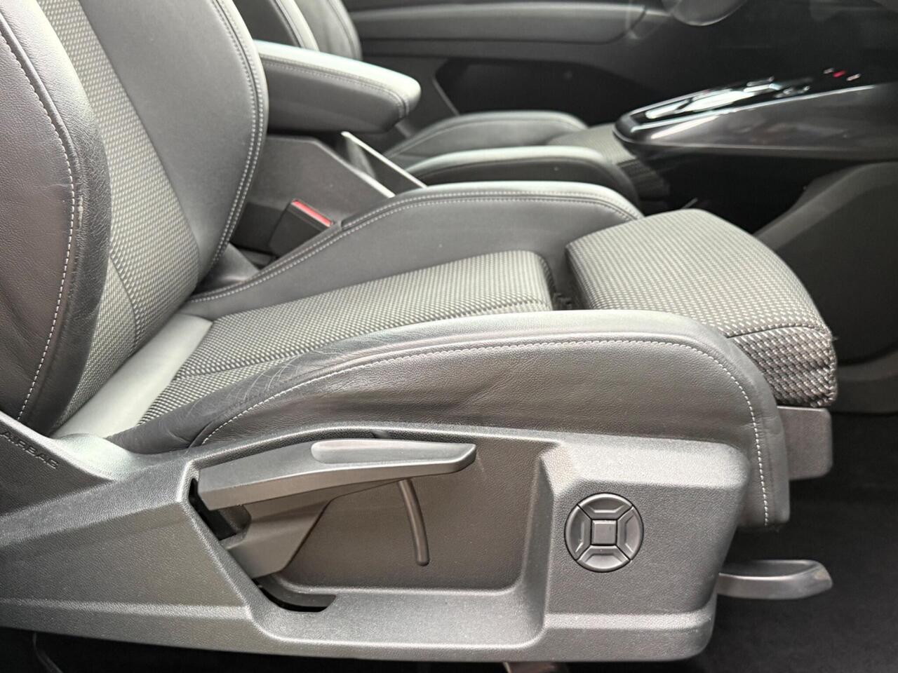 2021 Audi Q4 e-tron 40 S line Auto 5dr 82kWh