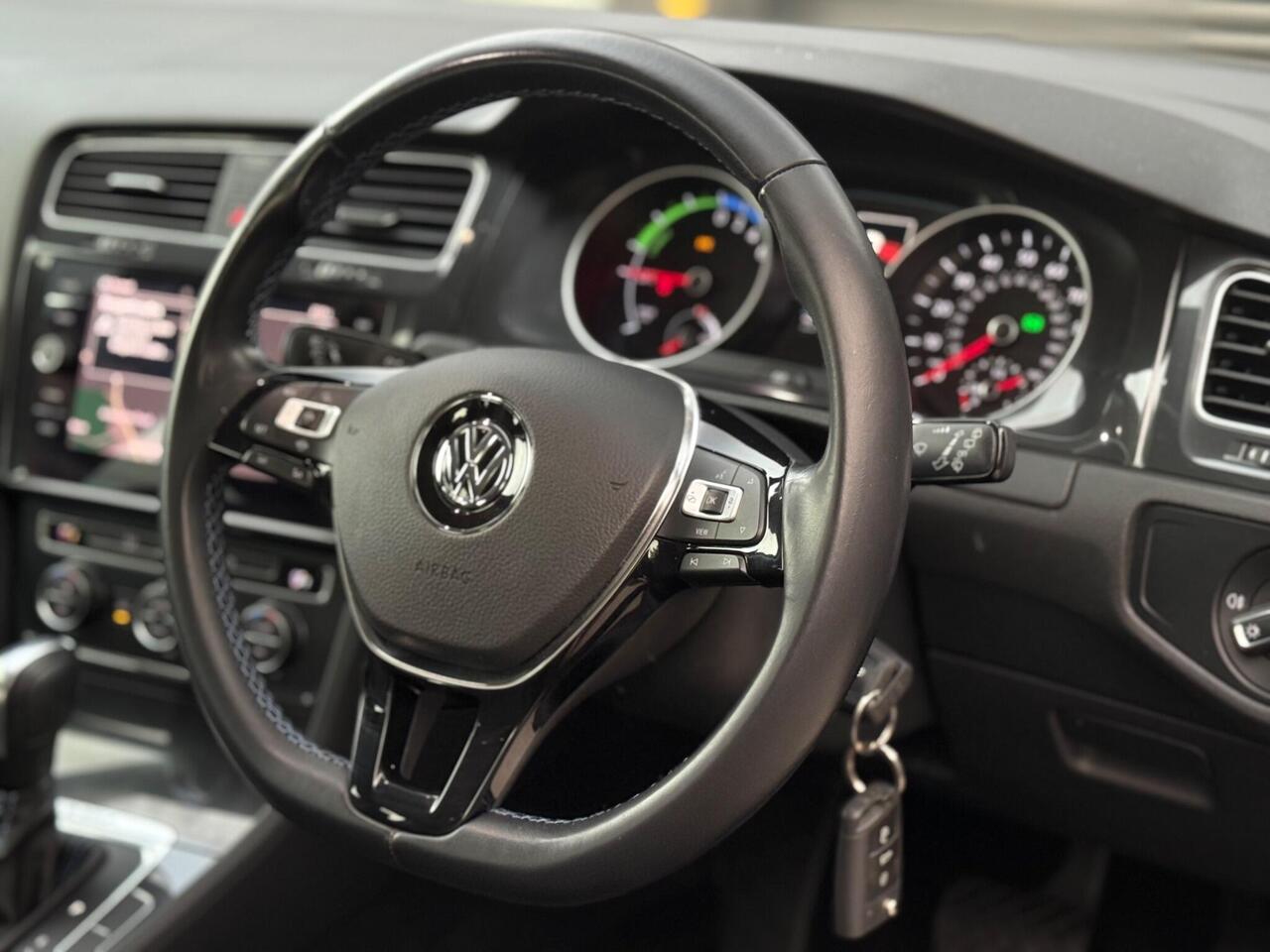 2019 Volkswagen e-Golf 35.8kWh e-Golf Auto 5dr