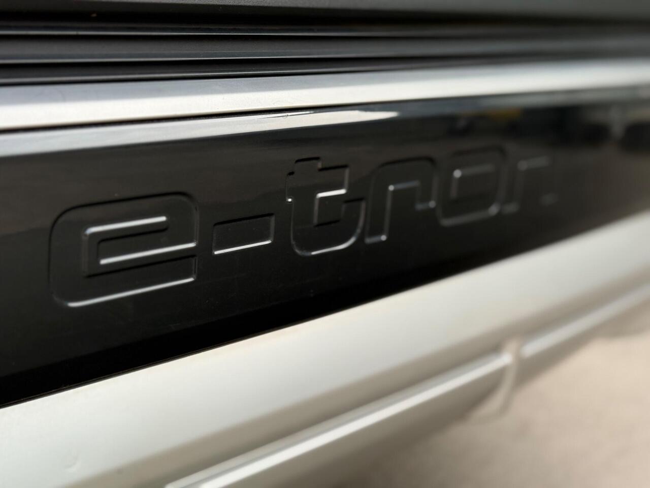 2021 Audi Q4 e-tron 40 S line Auto 5dr 82kWh