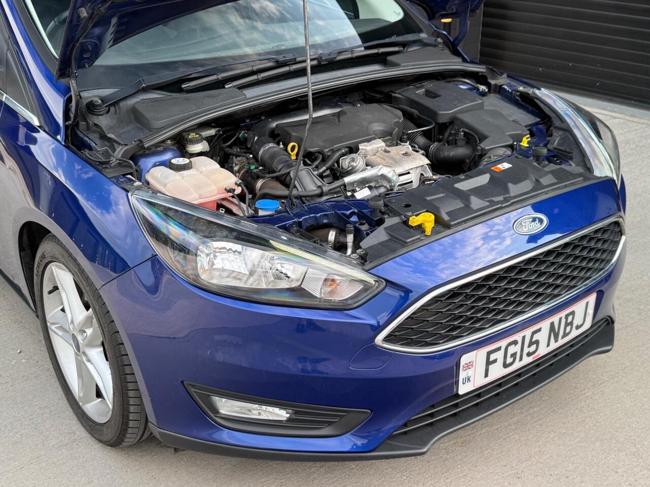 2015 Ford Focus 1.0T EcoBoost Zetec Euro 6 (s/s) 5dr