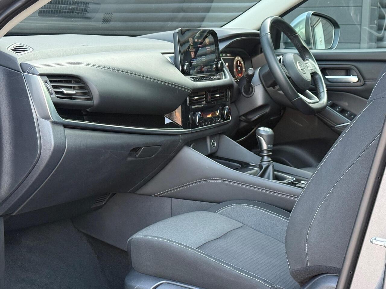 2021 Nissan Qashqai 1.3 DIG-T MHEV N-Connecta Euro 6 (s/s) 5dr