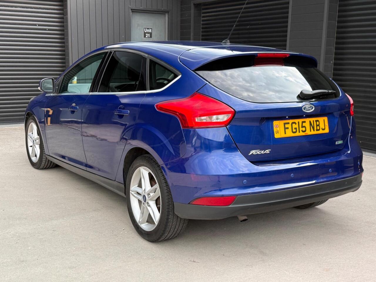 2015 Ford Focus 1.0T EcoBoost Zetec Euro 6 (s/s) 5dr